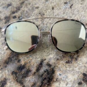 illesteva Mykonos Ace Sunglasses